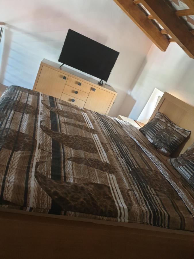 Smartno Apartmaji Sobe Josko ภายนอก รูปภาพ